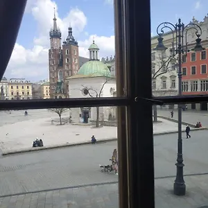 Main Square 18 King Krakov