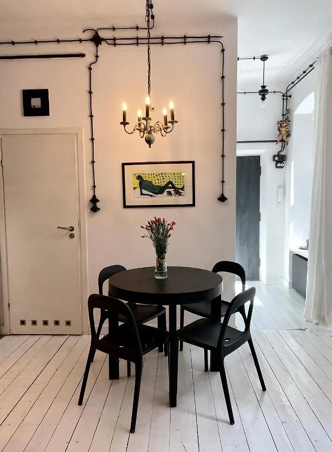 The Royal Route Art Apartment Krakow 0*,  Poland